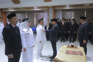 Pemkot Tangerang Lantik 183 Pejabat, Wali Kota Tegaskan Tidak Ada Jual Beli Jabatan 1 Pemkot Tangerang Lantik 183 Pejabat, Wali Kota Tegaskan Tidak Ada Jual Beli Jabatan