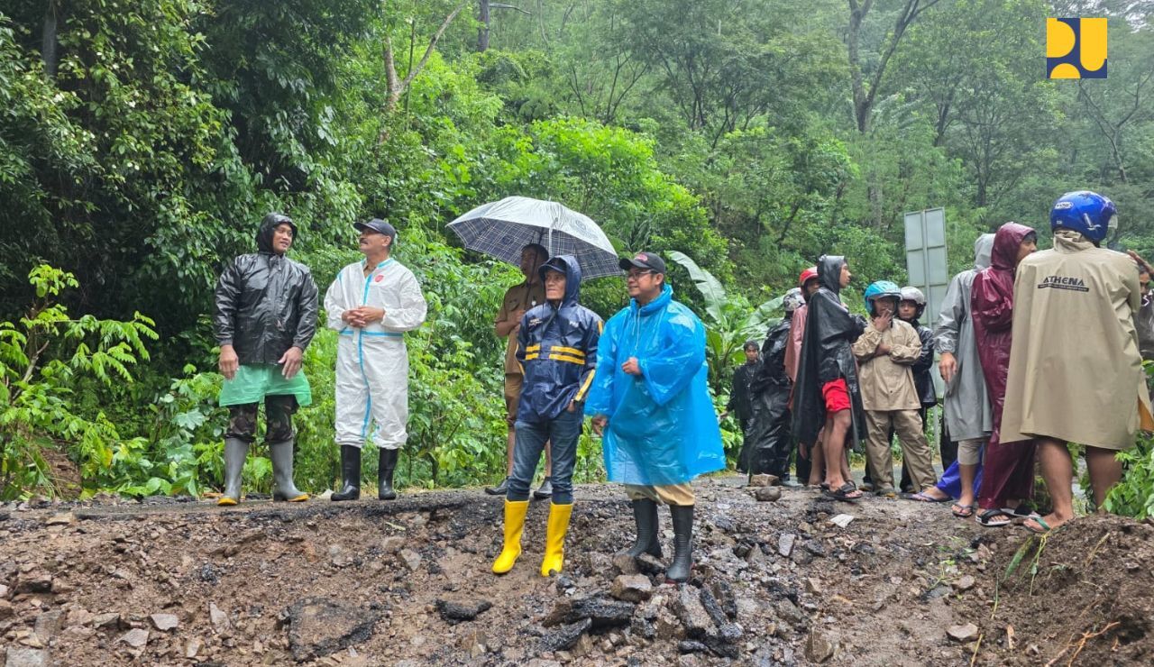 Tanggul Jebol Terjang Jawa Tengah, Kementerian PU Turun Tangan Bergerak Cepat di Jepara hingga Kudus