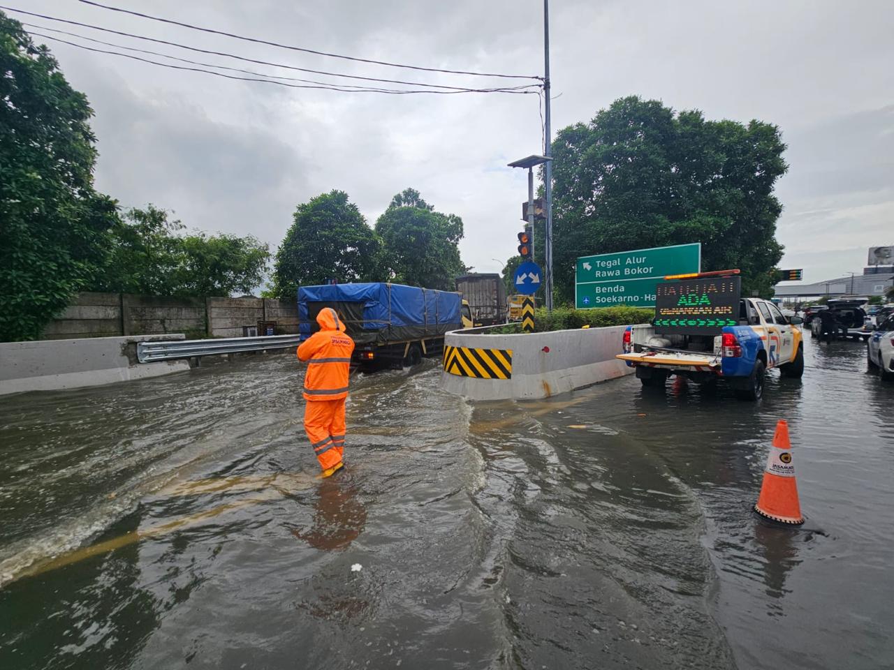Banjir Terus Datang, Janji Semakin Jauh Pergi