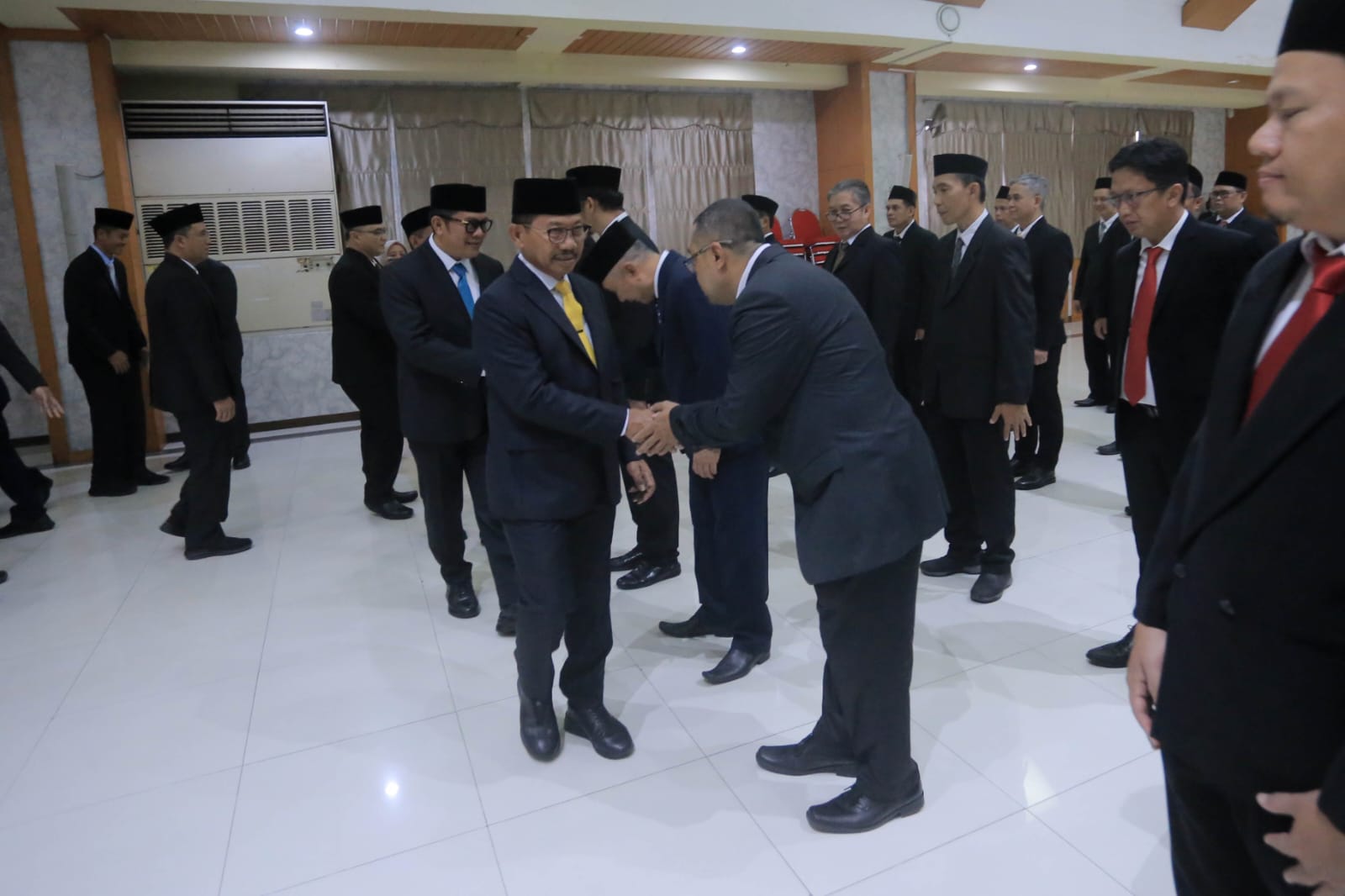 Puluhan Pejabat Dilantik, Sachrudin Dorong Penguatan SDM dan Pelayanan Publik 2 WhatsApp Image 2026 01 28 at 18.01.29