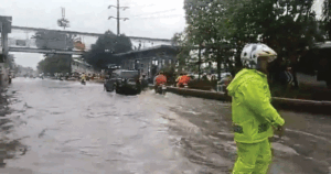 Banjir di Jakarta Meluas, Ketinggian Air di Cilandak Timur Capai 95 Cm
