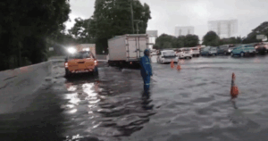 Megawati Minta Penanganan Banjir Jakarta Tak Sekadar Darurat