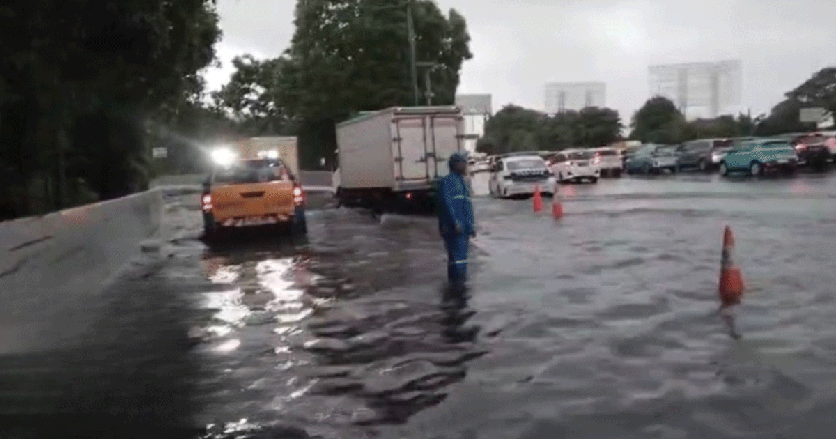 Megawati Minta Penanganan Banjir Jakarta Tak Sekadar Darurat