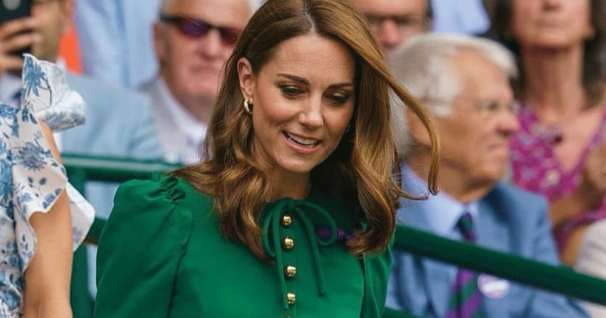 Kursi Penggemar Ambruk, Kate Middleton Malah Buat Reaksi Lucu yang Jadi Sorotan Dunia
