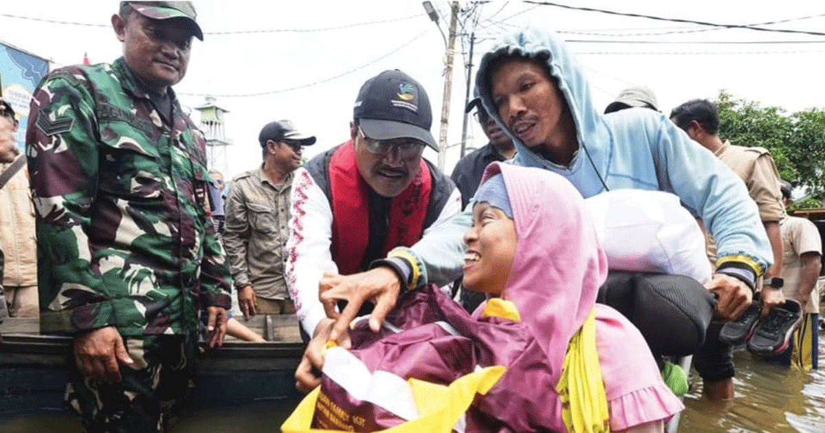 Lebih dari 1.000 Warga Terdampak Banjir di Banjar, Mensos Janjikan Hal Ini