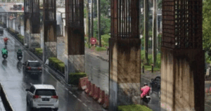 Disaksikan Pramono Anung dan Bang Yos, Tiang Monorel di Rasuna Said Mulai Dibongkar