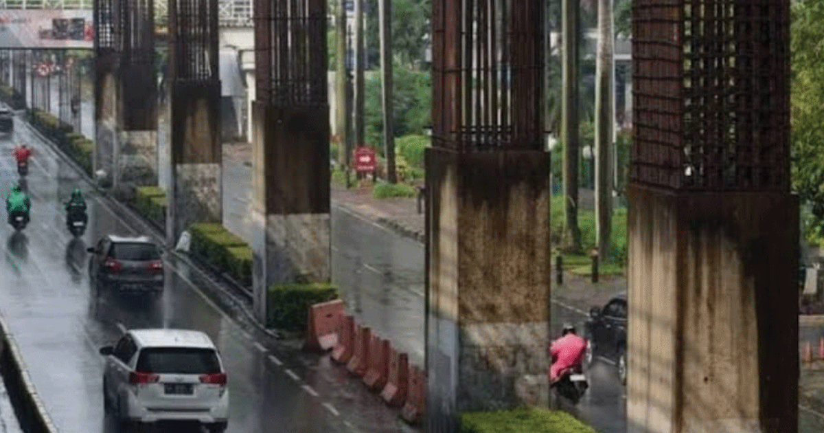 Disaksikan Pramono Anung dan Bang Yos, Tiang Monorel di Rasuna Said Mulai Dibongkar