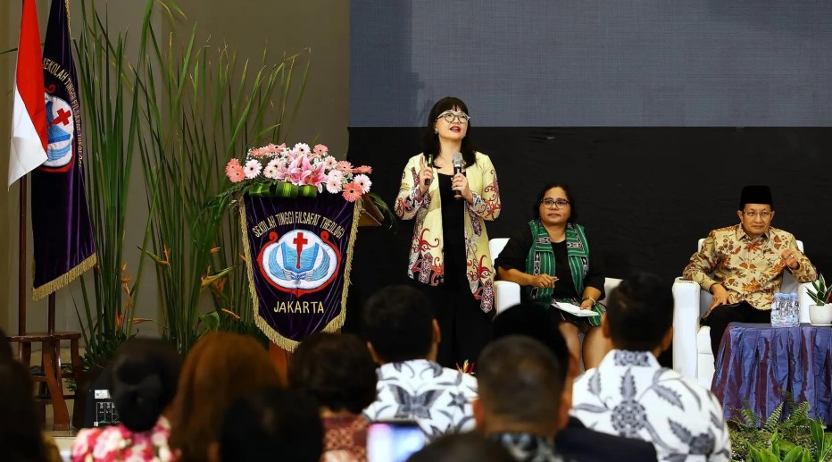 Wamen Stella Christie Ingatkan Pentingnya Interaksi dalam Keluarga untuk Membangun Kecerdasan