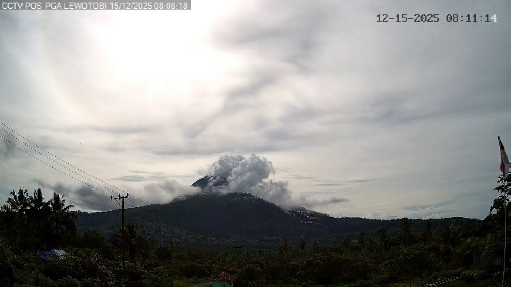 Gunung Api Ili Lewotolok di NTT Meletus Berkali-kali, Pemda dan BPBD Siapkan Rencana Mitigasi 1 Gunung Api Ili Lewotolok di NTT Meletus Berkali-kali, Pemda dan BPBD Siapkan Rencana Mitigasi