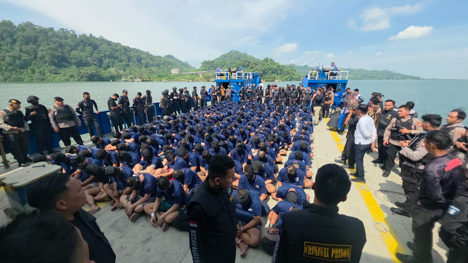 Lebih dari 2.000 Napi Risiko Tinggi Digiring ke Nusakambangan, 241 Dipindahkan dalam Sepekan