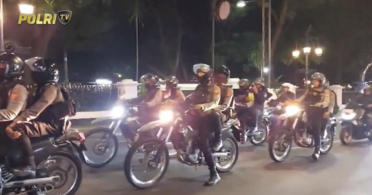 Pastikan Bandung Aman, Aparat Gabungan Lakukan Patroli Skala Besar 1 Pastikan Bandung Aman, Aparat Gabungan Lakukan Patroli Skala Besar