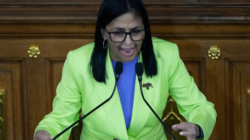 Delcy Rodriguez menyampaikan pidato kenegaraan pertamanya di Majelis Nasional Venezuela, Caracas, pada 15 Januari 2026.