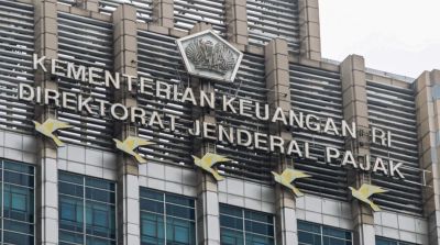 Tampak gedung Direktorat Jenderal Pajak Kementerian Keuangan RI di Jakarta yang digeledah KPK dalam penyidikan kasus dugaan suap dan manipulasi pemeriksaan pajak KPP Madya Jakarta Utara.