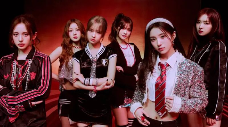Girl group MADEIN melanjutkan promosi sebagai tim empat anggota setelah Yeseo dan Suhye menangguhkan aktivitas karena skandal mantan CEO 143 Entertainment.