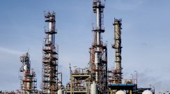Ilustrasi kilang minyak (Dok Freepik)