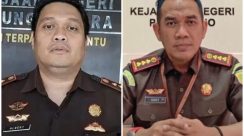 Kejaksaan Agung melakukan mutasi pejabat, termasuk pencopotan Kajari HSU dan Bekasi terkait dugaan pemerasan dan suap.