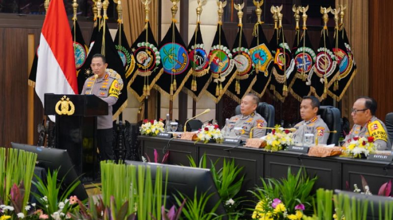 Kapolri Jenderal Listyo Sigit Prabowo menyampaikan Rilis Akhir Tahun 2025 Polri yang memaparkan transformasi institusi dan capaian layanan publik.