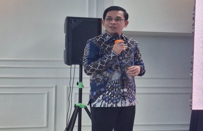 Slide data EVA dan BPHTB Provinsi Banten 2024–2025 yang dipaparkan Kepala Kanwil BPN Banten, Harison Mocodompis.