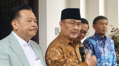 Jimly Asshiddiqie menjelaskan usulan Omnibus Law sebagai respons atas benturan Perpol 10/2025 dengan putusan MK soal penempatan anggota Polri di instansi sipil.