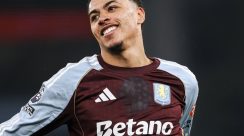 Pemain Aston Villa Morgan Rogers memberikan kado Natal terburuk berupa kekalahan 1 - 2 pada MU. (IG Aston Villa)