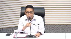 Asep Guntur Rahayu memberikan keterangan pers KPK mengenai OTT suap pajak yang dikaitkan dengan kebocoran penerimaan negara.