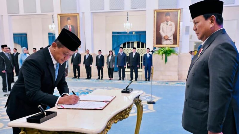Presiden Prabowo Subianto melantik anggota Dewan Energi Nasional di Istana Negara Jakarta, 28 Januari 2026.