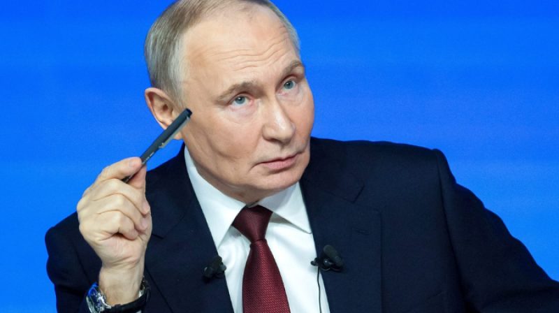 Presiden Rusia Vladimir Putin berbicara menanggapi serangan drone Ukraina.