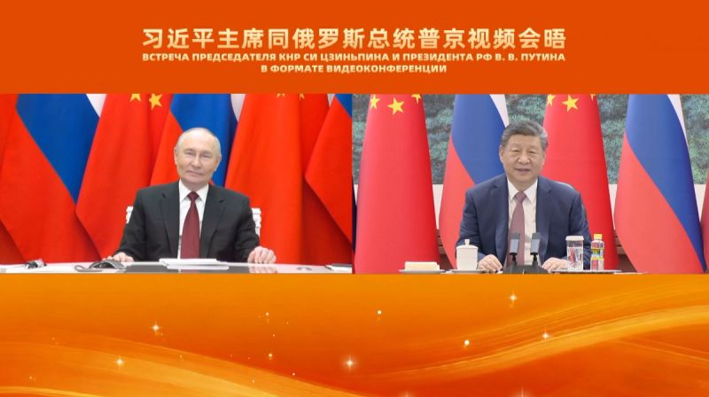 Xi Jinping dan Vladimir Putin dalam pertemuan virtual awal 2026 membahas kerja sama strategis China–Rusia dan stabilitas global.