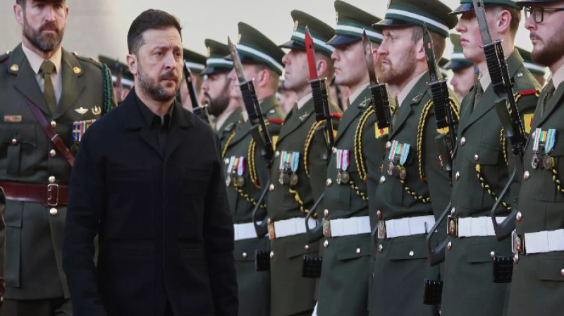 Volodymyr Zelenskyy ketika berkunjung ke Irlandia