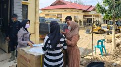 Petugas Polres Aceh Tamiang