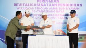 Menteri Pendidikan Dasar dan Menengah (Mendikdasmen) Abdul Mu’ti meresmikan 100 sekolah yang telah selesai direvitalisasi di wilayah Tangerang Raya, Rabu (14/1/2026) (Dok Kemendikdasmen)
